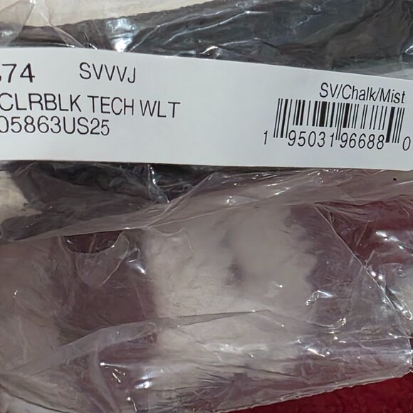 Coach Tech Colorblock Signature Canvas Wallet- SV/CHALK/MIST- NWT - Picture 6 of 6